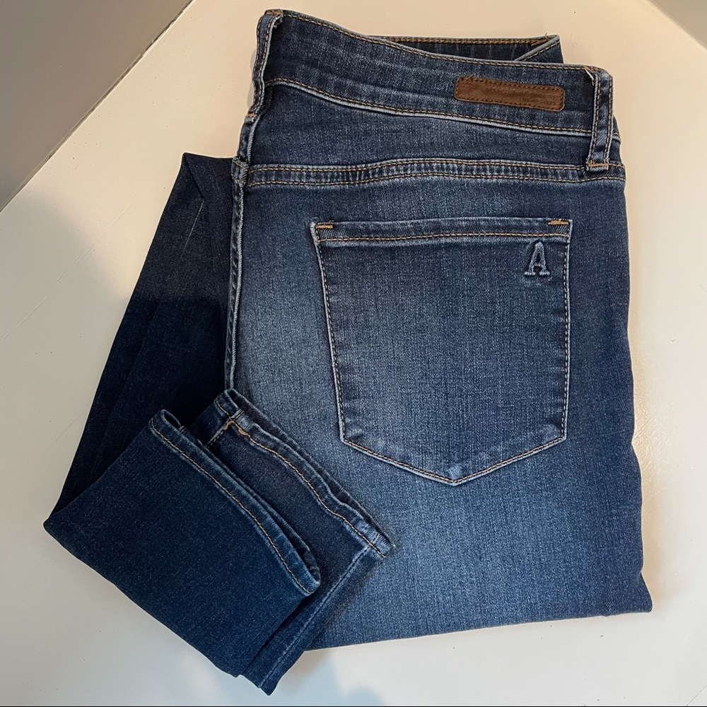 Articles of Society Mid-Rise Skinny “Sarah”- size 28